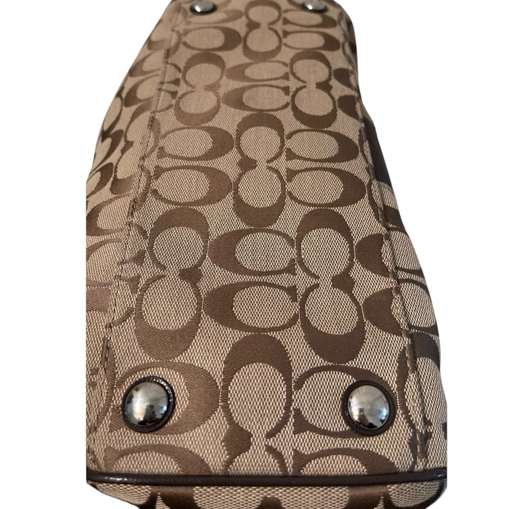 🎉HP! ❤️ Coach Classic Tan Monogram Canvas Satchel - Picture 5 of 12